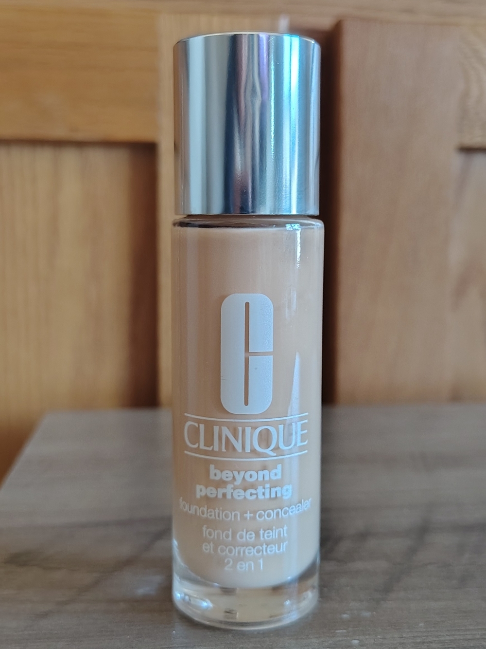 Clinique Beyond Perfecting Foundation + Concealer 1 oz/30ml - CN 08 Linen